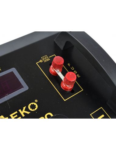 Prostownik z rozruchem Class 630 LCD GEKO - G80026 - GEKO - 4