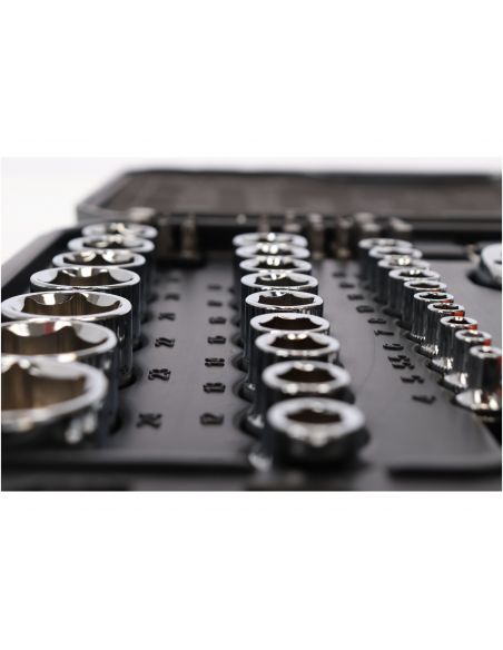 Zestaw kluczy nasadowych 1/2" 1/4" 73 el. Neo Tools - 08-673 - NEO Tools - 10